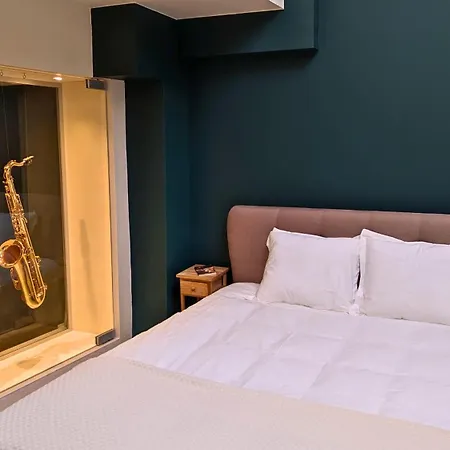 Signature Collection - 2 Apartment Liege
