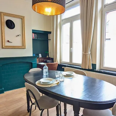 Apartment Signature Collection - 2 *